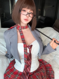 红色格子裙